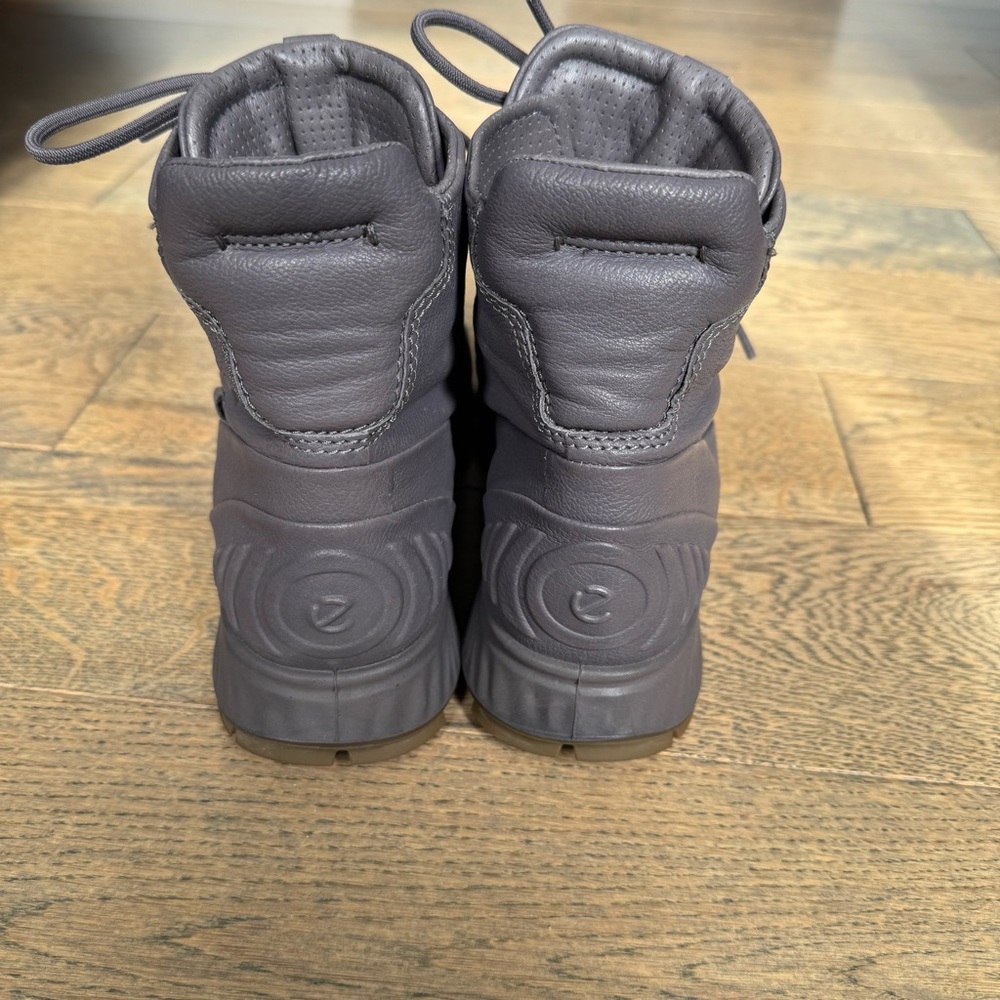 NWOT ECCO EXOSTRIKE Women’s Low Boot - Picture 10 of 14